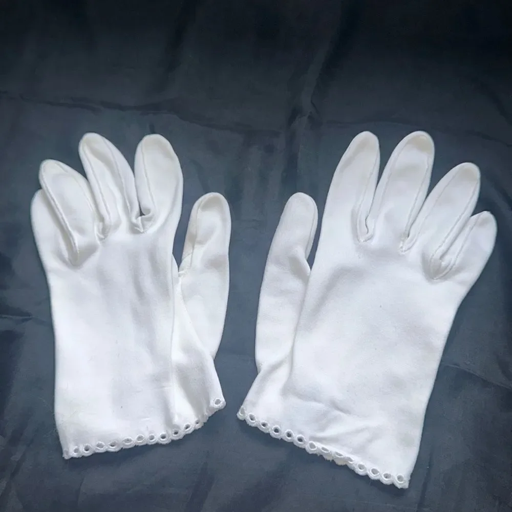 Vintage Aris white cotton wrist gloves with eyelet‎ hem